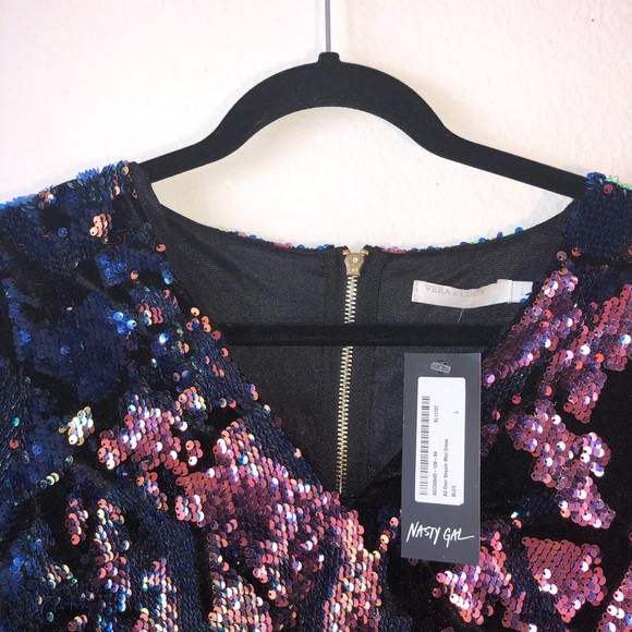 Nasty Gal - All Over Sequin Dress - Picture 5 of 8